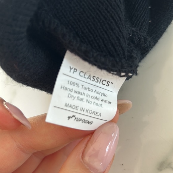 Sakara life hat/ beanie - Picture 3 of 3